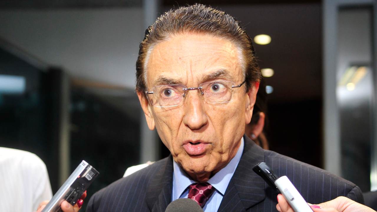 Ex-ministro Edison Lobão, filho e nora viram réus na Lava Jato