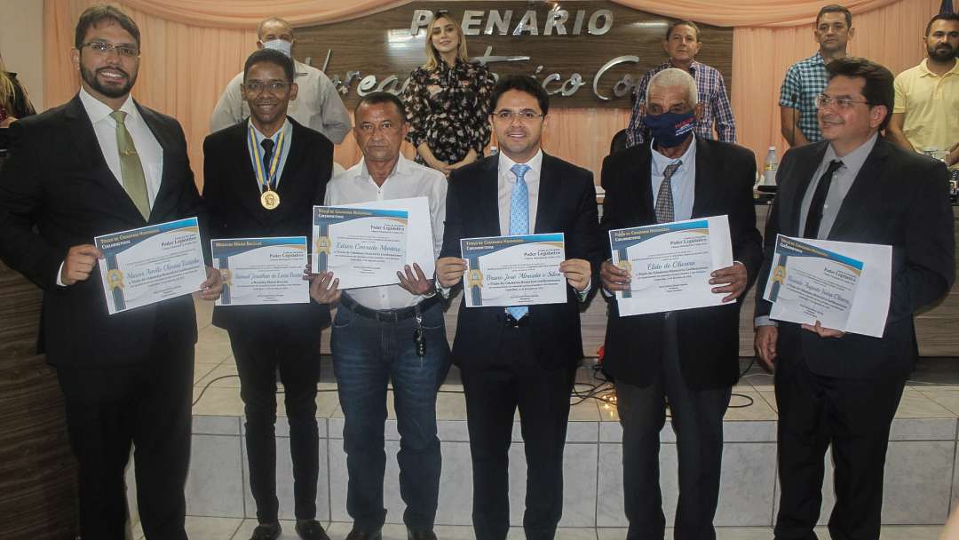Câmara de Coelho Neto entrega Títulos de Cidadãos e homenageia personalidades da cidade
