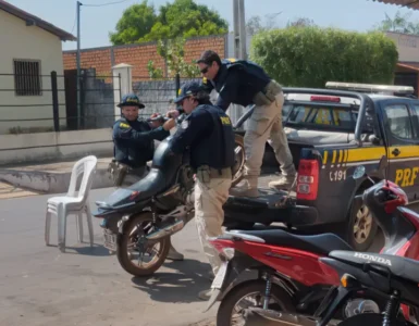 Operação da PRF contra veículos roubados e adulterados em Coelho Neto